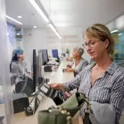 UK Savers Rush to Deposit Record £57bn in Cash ISAs Ahead of Allowance Cut