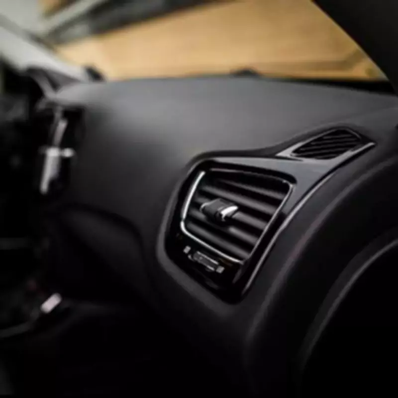 6.4 Million UK Drivers Ignore Dashboard Warning Lights for Days or Weeks