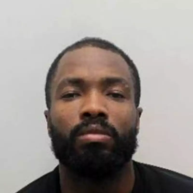 Birmingham Girl Shot in Head During London Restaurant Gang Attack