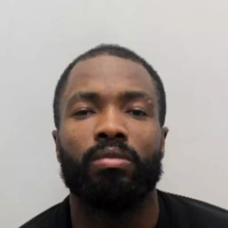 Birmingham Schoolgirl Shot in Head During Gang Attack in London Restaurant