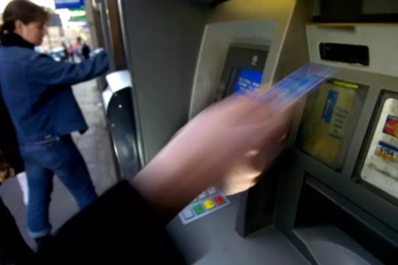 Challenger Banks Reward Customers with Cashback and High Interest Rates