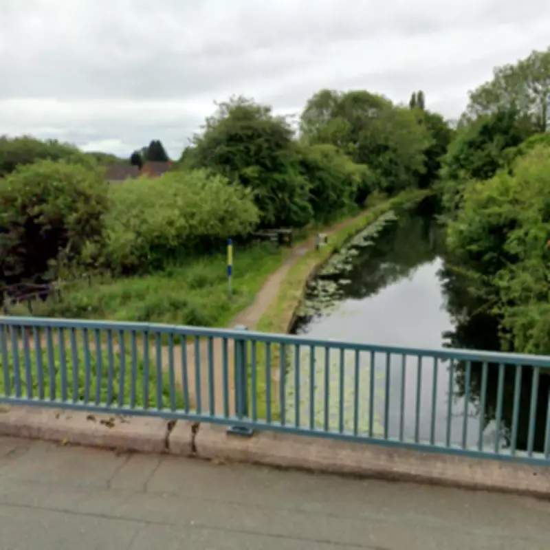 Man's Body Found in West Midlands Canal, Police Treat Death as Non-Suspicious