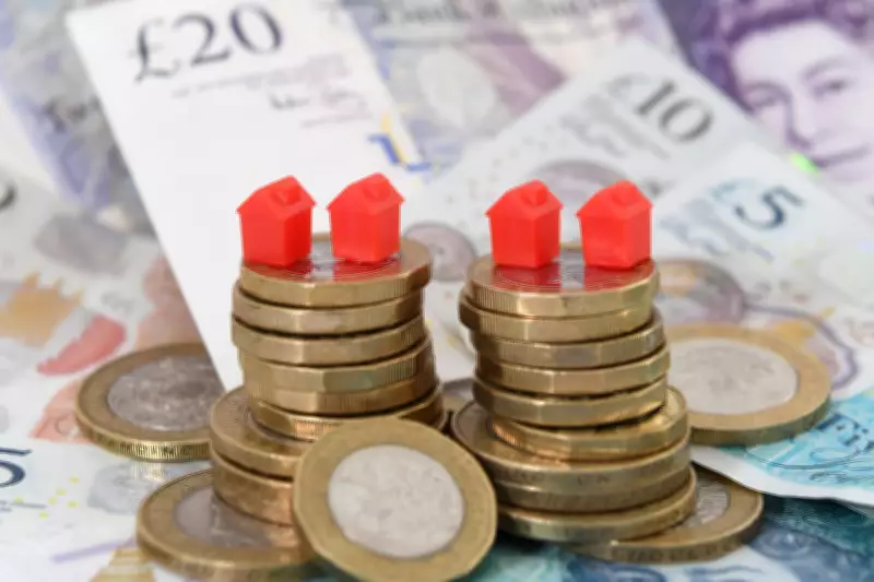 Mortgage Experts Advise on Five-Year vs Two-Year Fixed Rates After Base Rate Hold
