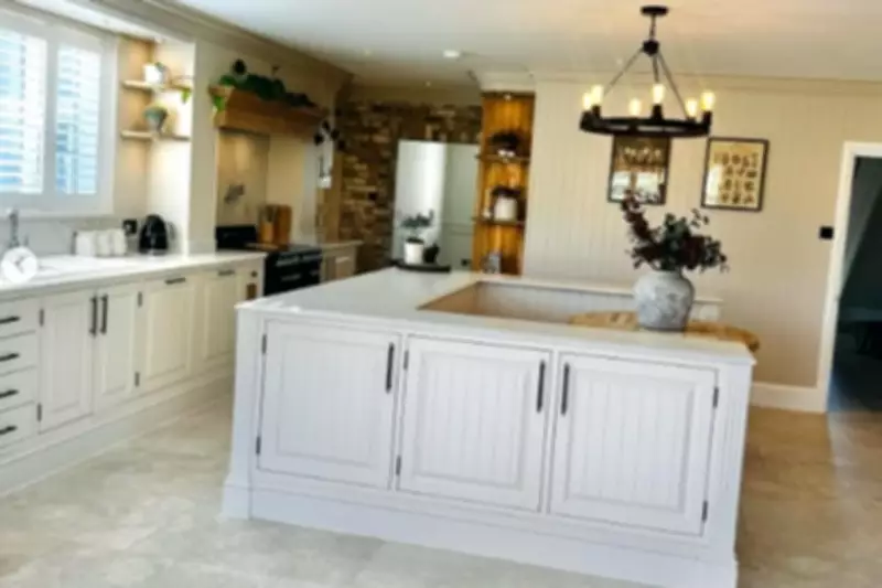 Mrs Hinch's Viral Kitchen Organiser Out of Stock: Two Amazon Alternatives