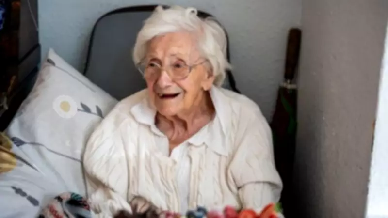 Nottinghamshire Resident Betty Wherry Celebrates 106th Birthday with Royal Crown Derby Legacy