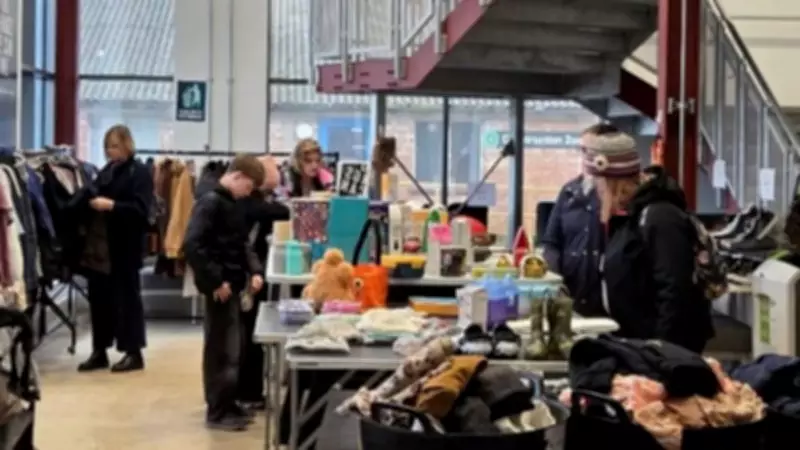 Oaklands College Pop-Up Shop Raises £2,500 for Homeless Charity