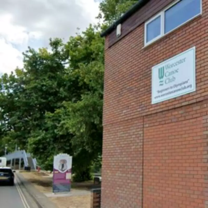 Police Seek Relatives After Man Dies on Bench Near Worcester River