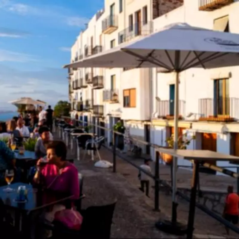 Spanish Restaurants Crack Down on UK Tourist No-Shows with Strict Booking Policies