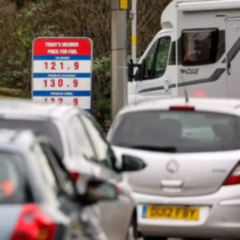 UK Drivers Warned of 5p-10p Fuel Price Hike by Weekend as Queues Form