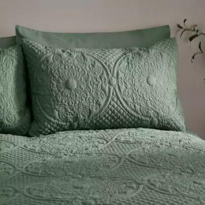 Dunelm's New Sea Green Bedding Hailed as Superior to Designer Labels