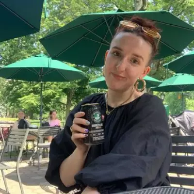 Graduate's £2k Annual Student Loan Payments Outpaced by £4k Interest Charges