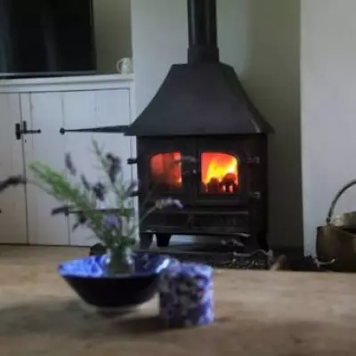 UK Log Burner Rules: Authorised Fuels Listed to Avoid £300 Fines