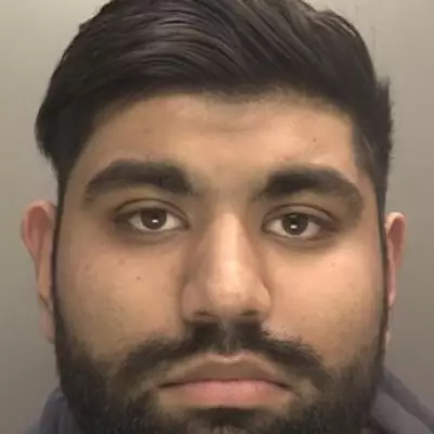 Wolverhampton Man Jailed for Attempting to Meet 12-Year-Old Girls for Sex
