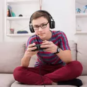 Easter Holidays: When Can Children Be Left Home Alone in the Midlands?