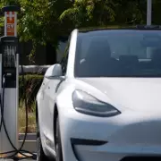 Electric Vehicles Surge to 25% of UK Car Sales as Diesel Plummets