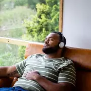 Exclusive Wellness Offer: Save £5 at Holland & Barrett This Spring