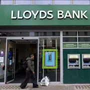 Lloyds Bank Addresses Customer Backlash Over Digital Account Shift
