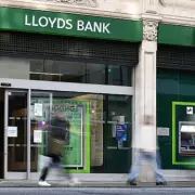Lloyds Bank Forecasts Record £115 Billion ISA Deposits Before Rule Change