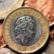 One Month ISA Deadline Warning: Cash vs Stocks & Shares Compared