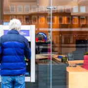 UK High Street Banks Slash Mortgage Rates, Warning Issued to Customers