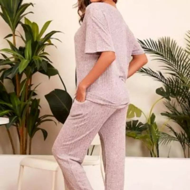 Amazon's £24 Loungewear Set Praised as 'Perfect for Airport Travel'