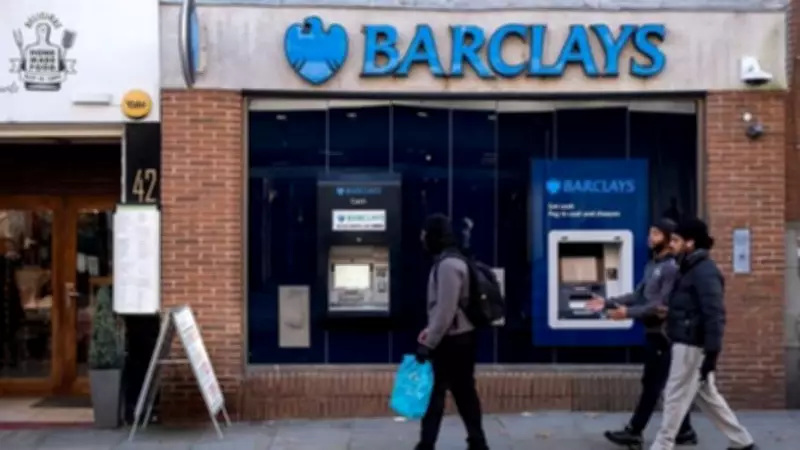 Barclays and Lloyds Offer £200 Switching Bonuses with Conditions