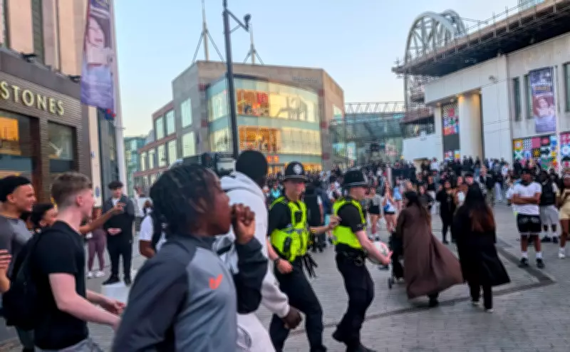Birmingham City Centre Teen Link-Up Causes Evening Chaos
