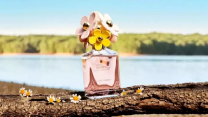 Boots slashes Marc Jacobs Daisy perfume to £41.50 in new weekly deal