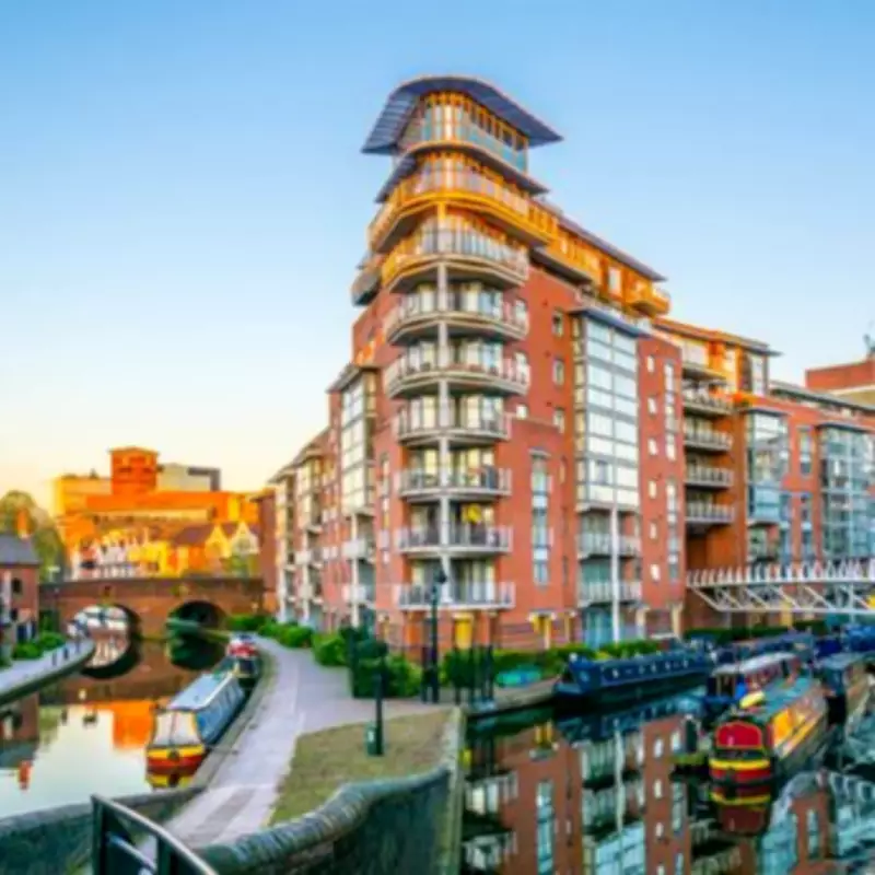 Canadian TikTok Star Amazed by Birmingham's Unique Tram System