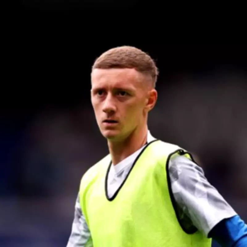 Chris Davies Defends Jay Stansfield Amid Birmingham City Goal Drought