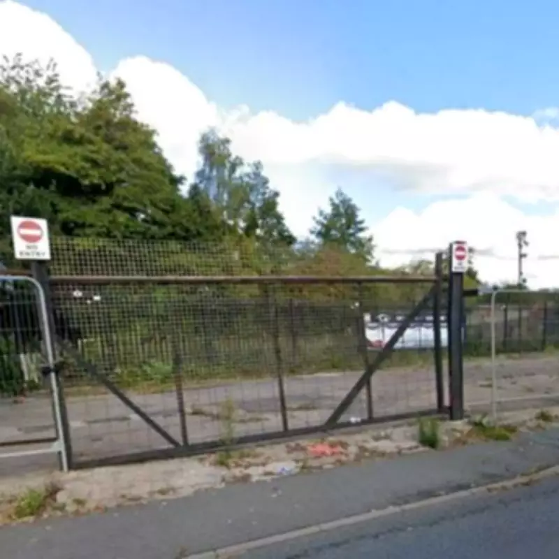 Dudley Council Approves 13 New Homes on Former Car Wash Site by Stourbridge Canal