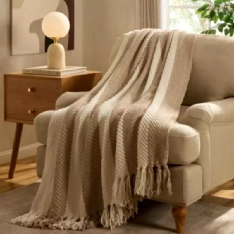 Dusk's Five-Star Sofa Throw Slashed to £18 in Easter Sale, Shoppers Rave