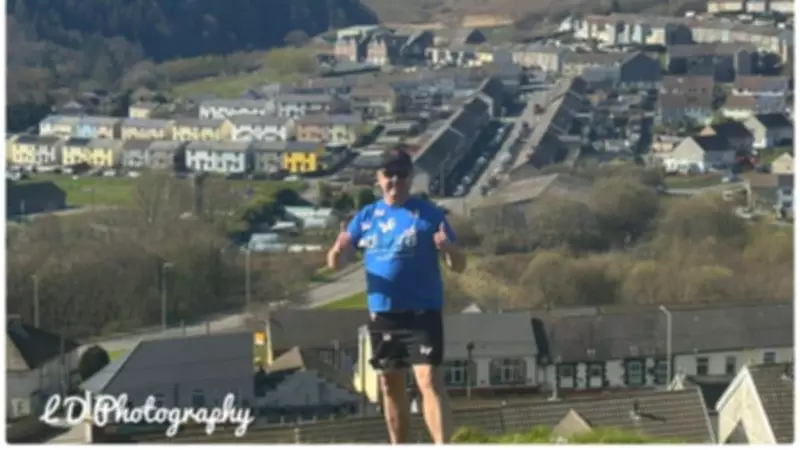 Father Runs London Marathon in Memory of Daughter with Rare Skin Disorder