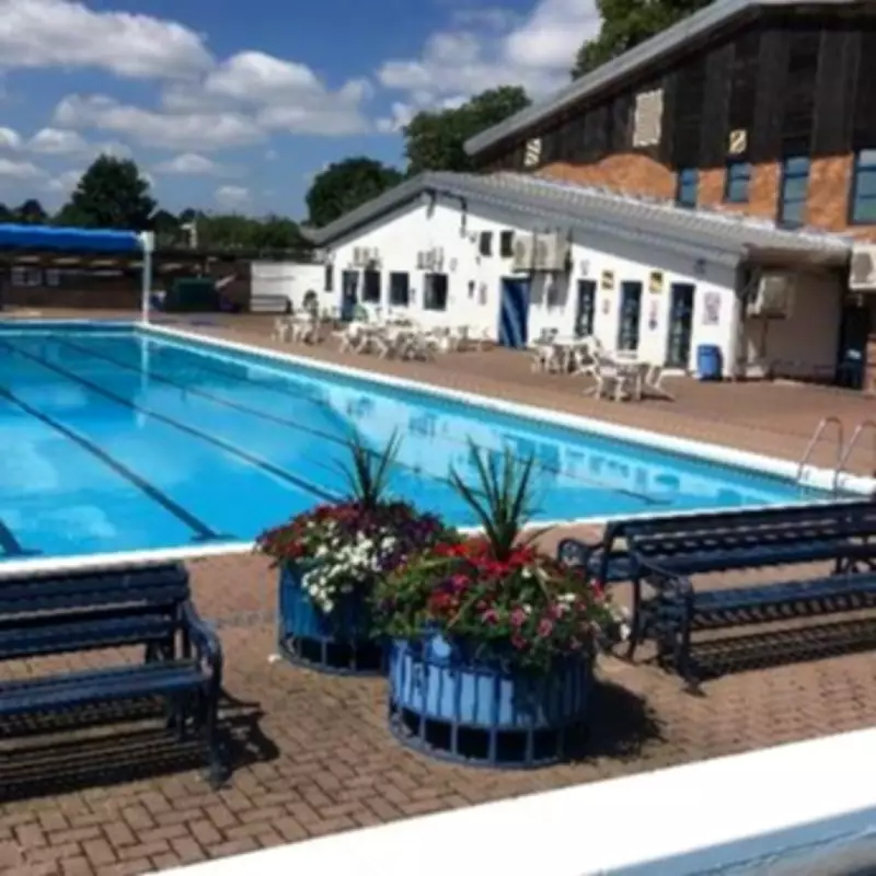 Historic Ashby Lido Reopens with New Sand Park Near Birmingham