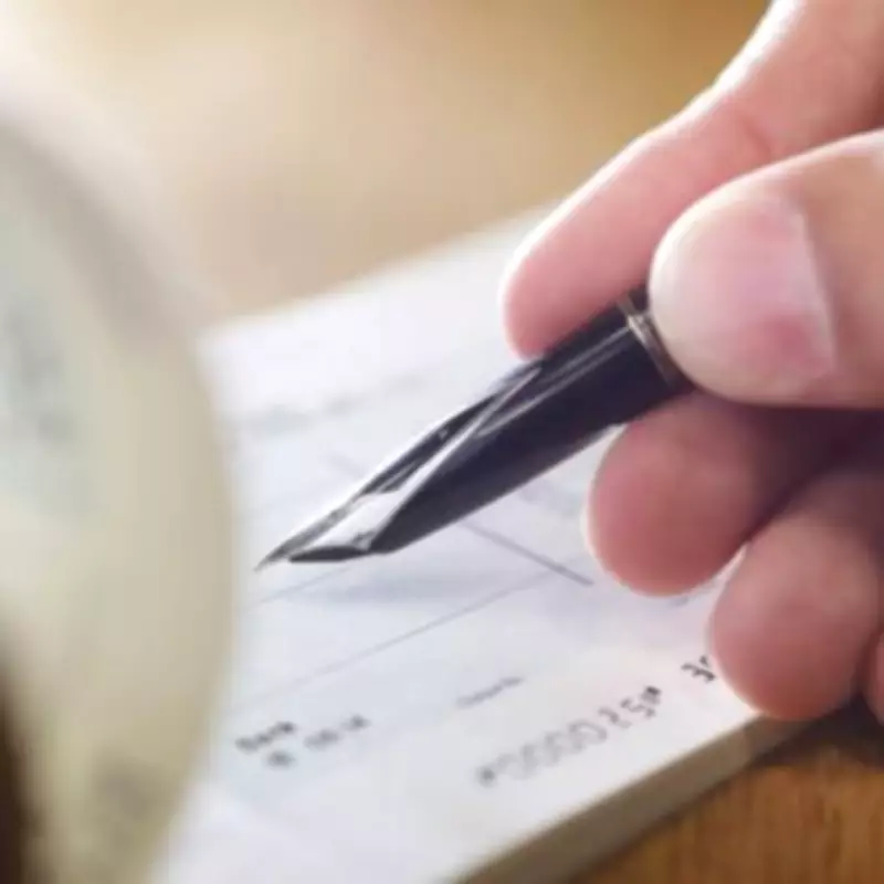 HMRC Sends £800 Cheques to 178,000 UK Households Awaiting Cash-In