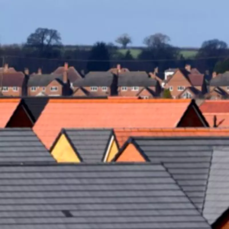 New Law Bans No-Fault Evictions and Fixed-Term Contracts from May 1