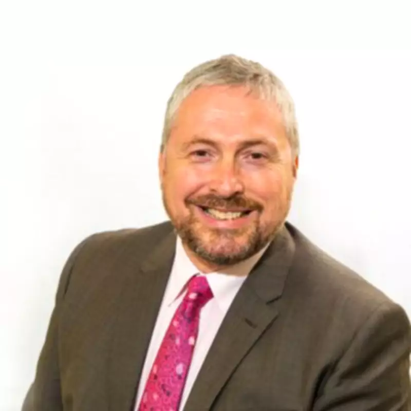 Rod Lloyd of Low Cost Vans Honored with Freddie Aldous Lifetime Achievement Award