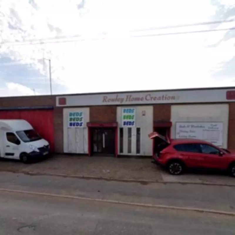 Rowley Regis Bar's Alcohol License Faces Opposition Over Safety Concerns