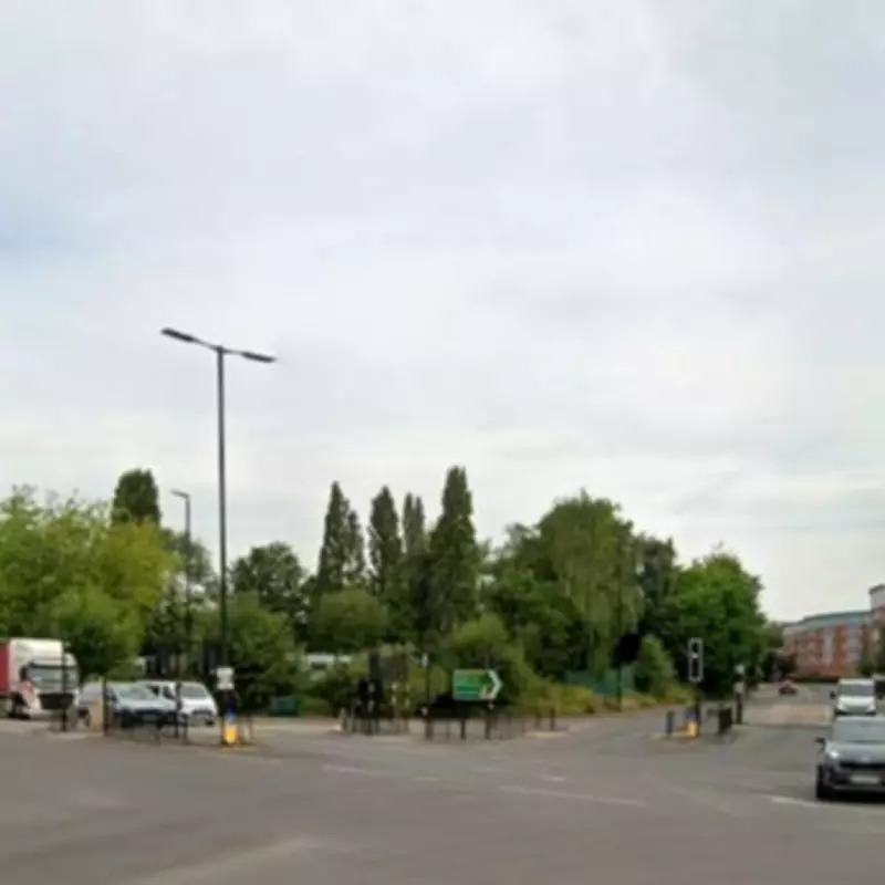 Three Men Hospitalized After Early-Morning Crash on Bescot Road in Walsall