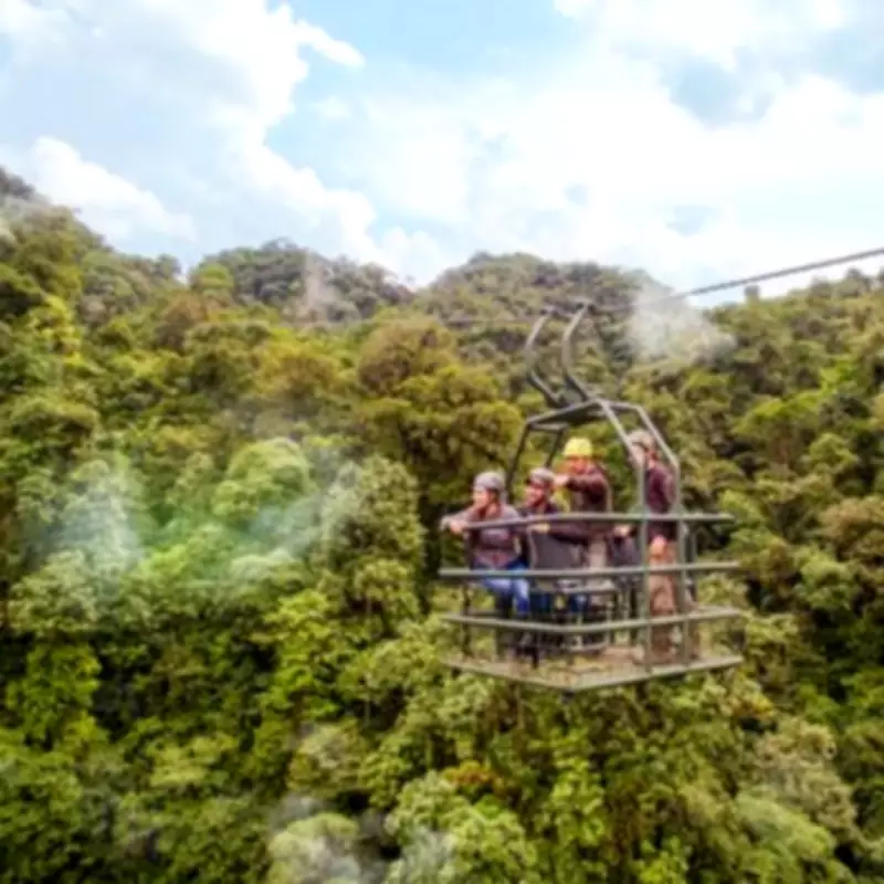 UK Foreign Office Issues Travel Warning for Ecuador Amid Extended Emergency