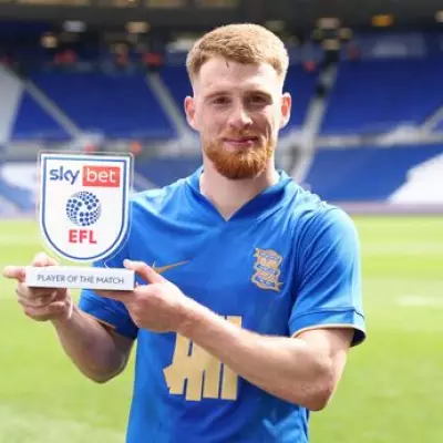 Chris Davies Praises Carlos Vicente's Impact on Birmingham City's New Attack