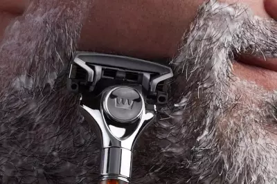 Cremo Tortoiseshell Razor: Premium £20 Five-Blade Shaver with 5-Star Reviews