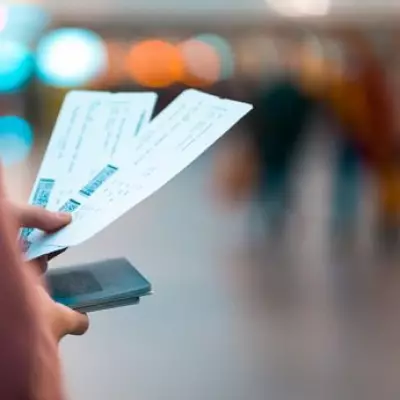 EasyJet passenger told to remove jacket at gate in hand luggage dispute