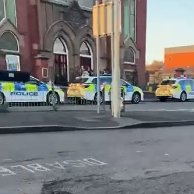 Police Called to Teenage Fight in Lower Gornal Street on Sunday Evening