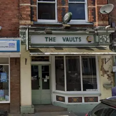 Police Hunt Pub Attacker After Two Women Assaulted in Tenbury Wells