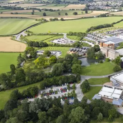 Renishaw Boosts Profit Forecast on Strong Defence and Electronics Demand