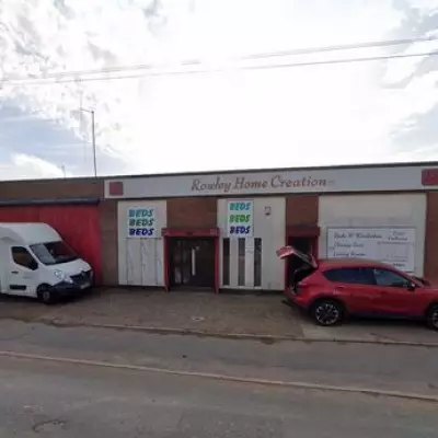 Rowley Regis Bar's Alcohol License Faces Opposition Over Safety Concerns