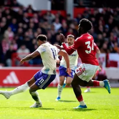 Stan Collymore pledges Istanbul trip to Forest fan if they beat Aston Villa