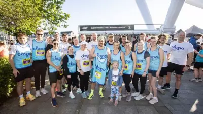 Team of 24 Runs Newport Half Marathon in Memory of Tragic Father