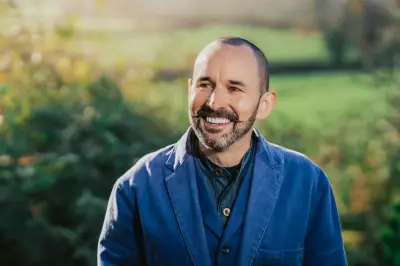 Top Speaker Finds Happiness After Losing It All, Now a Ceramics Artist